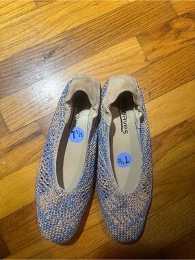 Women's Woven Slip-On Flats in Blue and Tan